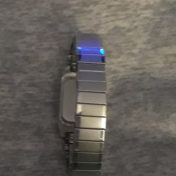 watch - Picture 3 of 3